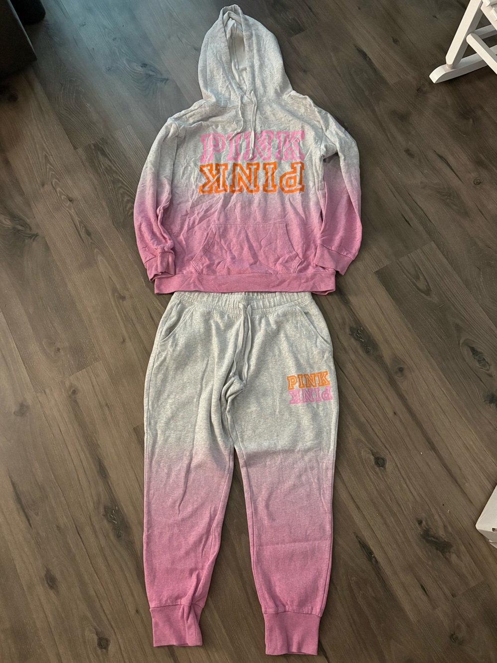 Pink Victoria Secret hoodie and sweatpants set. Woman’s size M. EUC